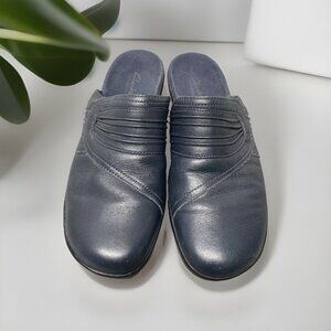 Clarks bendables Women Blue Leather Mules Size 9M Casual Office Comfort Slip On